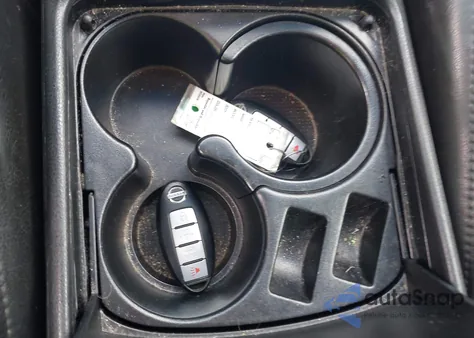 2010 Nissan Altima 2.5 S z USA, uszkodzony, nr VIN 1N4AL2AP7AN558960